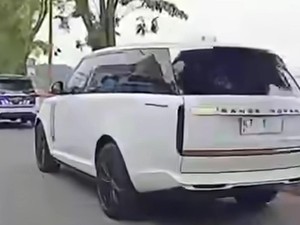 Gubernur Kaltim Pakai Range Rover Mirip Mobil Dinas, Pemprov Klaim Mobil Pribadi