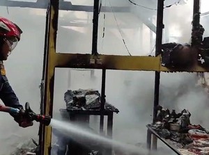 Warung Soto Mi di Bogor Terbakar Akibat Gas Bocor, Pemilik Terluka