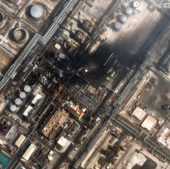 Citra Satelit Drone Hantam Kilang Minyak Arab, Nuklir Iran Rusak
