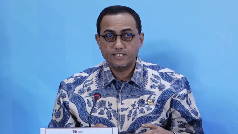 Kepala Eksekutif Pengawas Inovasi Teknologi Sektor Keuangan, Aset Keuangan Digital, dan Aset Kripto sebagai Pjs. Kepala Eksekutif Pengawas Pasar Modal, Keuangan Derivatif dan Bursa Karbon Otoritas Jasa Keuangan (OJK), Hasan Fawzi saat menyampaikan pemaparan dalam Konferensi Pers Hasil Rapat Dewan Komisioner Bulanan untuk menyampaikan kebijakan strategis OJK serta perkembangan terkini di sektor jasa keuangan. (Tangkapan Layar Youtube/Otoritas Jasa Keuangan)