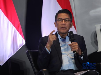 Ketua Komisi XI DPR RI, Mukhamad Misbakhun menyampaikan pemaparan dalam acara Market Outlook 2026 di Bursa Efek Indonesia, Jakarta, Selasa (3/3/2026). (CNBC Indonesia/Faisal Rahman)