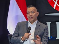 Ketua Umum DAI (Dewan Asuransi Indonesia), Yulius Bhayangkara menyampaikan pemaparan dalam acara Market Outlook 2026 di Bursa Efek Indonesia, Jakarta, Selasa (3/3/2026). (CNBC Indonesia/Faisal Rahman)