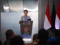 OJK Buka Suara Soal Fitch Pangkas Outlook Utang RI Jadi Negatif