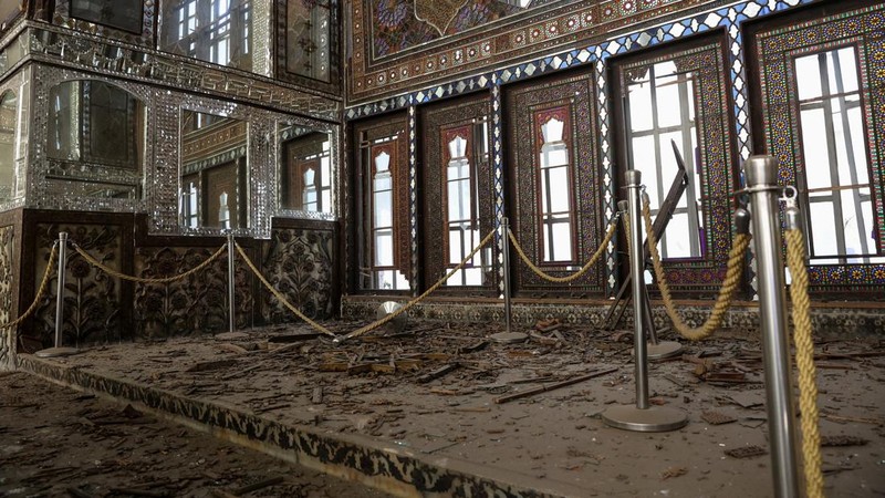 Puing-puing di monumen bersejarah Istana Golestan setelah rusak akibat serangan Israel dan AS, di tengah konflik AS-Israel dengan Iran, di Teheran, Iran, 3 Maret 2026. (Majid Asgaripour/WANA (West Asia News Agency) via REUTERS)