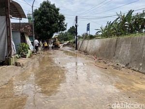 Warga Mangkang Kulon Semarang Tak Bisa Sahur Buntut Kebanjiran