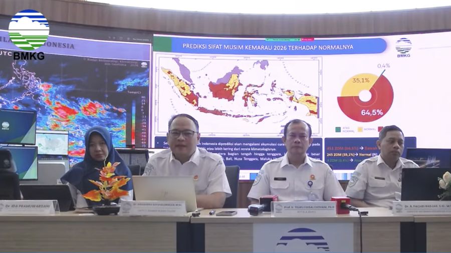 Deputi bidang Klimatologi BMKG Ardhasena Sopaheluwakan saat memberi pemaparan dalam Konferensi Pers BMKG: Update Prediksi Musim Kemarau 2026 di Indonesia, Rabu, 4/3. (Dok BMKG)