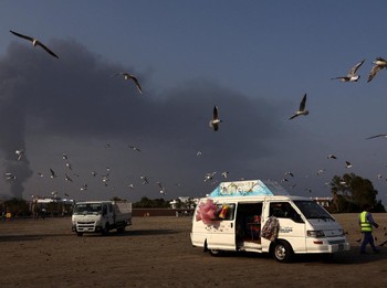 Negara Arab Lumpuh, Mobile Banking dan Taksi Online Mati Total