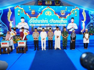 Silaturahmi Ramadan, Kapolri Serahkan Kunci Bagi Penerima Manfaat Rutilahu Polda Jabar
