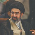 Eks Direktur CIA Respons Mojtaba Khamenei Jadi Pemimpin Tertinggi Iran
