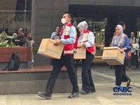 Ini Barang Bukti yang Disita Usai Penggeledahan Kantor Mirae Sekuritas