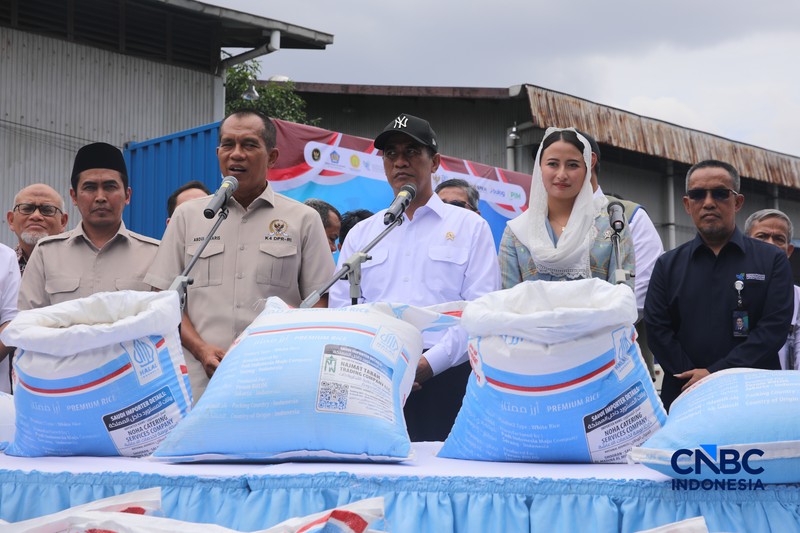 Pelepasan ekspor Beras Befood Nusantara untuk kebutuhan jemaah haji Indonesia di Gudang BULOG Kanwil DKI Jakarta &amp; Banten, Kelapa Gading, Jakarta Utara, Rabu (4/6/2026). (CNBC Indonesia/Faisal Rahman)