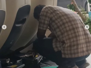 Duh! Viral Penjaga Kursi Pijat Stasiun Gubeng Menangis Dituduh Curi Gelang Emas