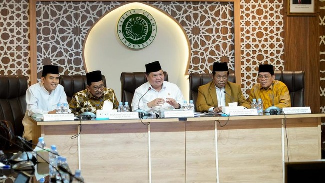 Airlangga Datangi MUI, Jelaskan ART RI-AS Tak Ganggu Jaminan Halal