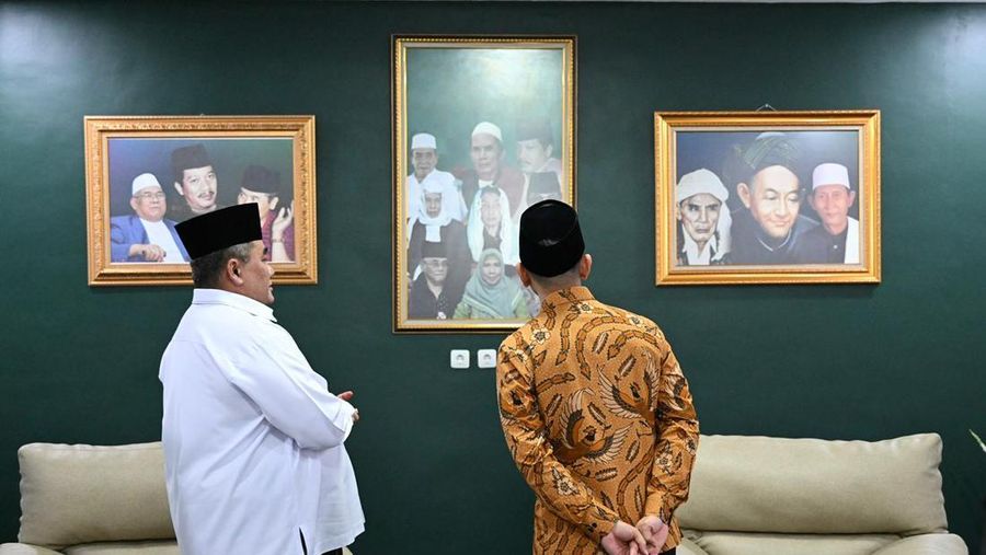 Wakil Presiden (Wapres) Gibran Rakabuming mengunjungi Pesantren Al Hamid di Cilangkap, Cipayung, Jakarta Timur, Selasa (03/03/2026), dalam rangkaian Safari Ramadan. (Foto Setwapres RI)