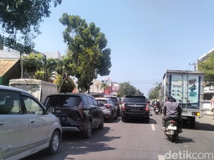 Minta Warga Tak Panic Buying, Polda Aceh Akan Tindak Penimbun BBM