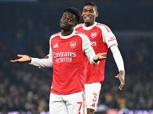 Prediksi Juara Liga Inggris Supercomputer: Arsenal 93%, Man City Sisa 6%!
