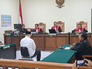 Chiko Tukang Edit Foto Cabul Pakai AI Divonis 1 Tahun Penjara