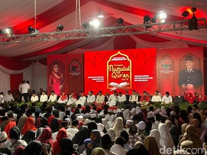 Peringati Nuzulul Quran, PDIP Jatim Santuni 500 Anak Yatim-50 Janda Duafa