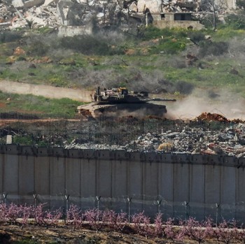 Perang Melebar, Tank Israel Mulai Dekati Perbatasan Negara Arab Ini