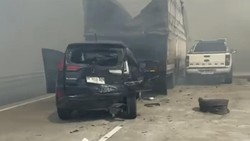 Video Asap Pembakaran Lahan Picu Kecelakaan Beruntun di Tol Binjai-Langsa
