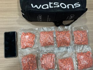 Pria di Cililitan Jaktim Ditangkap Polisi Saat Mau Edarkan 2.000 Pil Esktasi