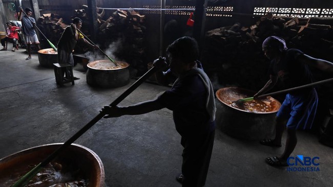 Mengintip Dapur Dodol Betawi, Orderan Lagi Naik Jelang Lebaran