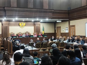 Eks Anak Buah Nadiem Pernah Kasih HP ke Eks Dirjen: HP-nya Buram Saat Zoom