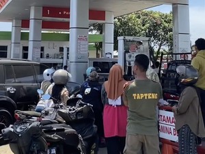 Warga Tapteng Serbu SPBU Takut BBM Langka, Stok Dipastikan Aman