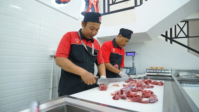Suri Nusantara Pastikan Stok Daging Aman Jelang Ramadan