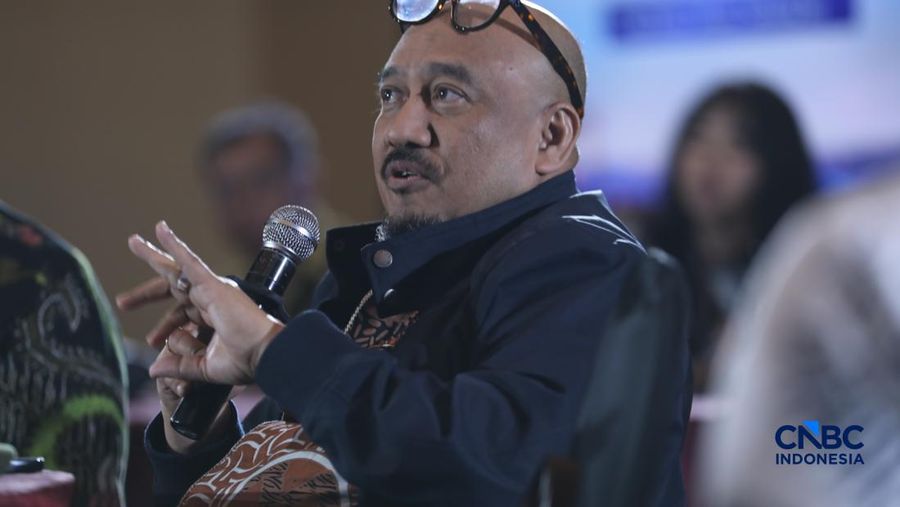 Asisten Deputi Pengembangan Mineral dan Batubara, Kementerian Koordinator Bidang Perekonomian, Herry Permana saat menyampaikan pemaparan dalam Mining Forum 2026 di Menara Bank Mega, Jakarta, Kamis (6/3/2026). (CNBC Indonesia/Tri Susilo)