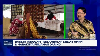 Video: Bersaing Dengan Pindar, Ini Cara Bank Genjot Kredit UMKM