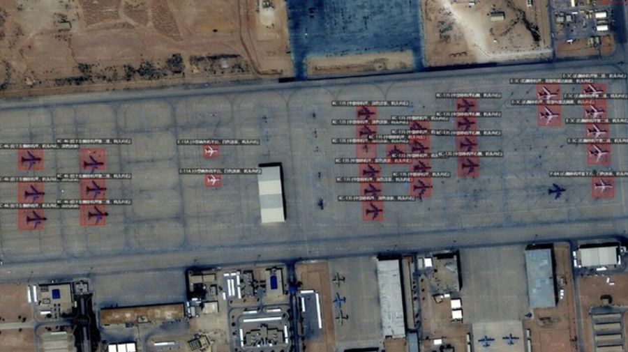 Foto satelit armada tempur AS yang disebar China, lengkap dengan jenis pesawatnya (ASFoto: MizarVision)