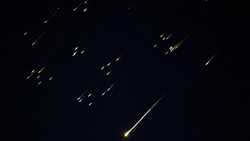 Bertaruh Hidup di Bawah Dentuman Rudal