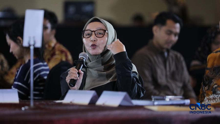 Sekretaris Direktorat Jenderal Mineral dan Batu Bara Kementerian ESDM, Siti Sumilah Rita Susilawati saat menyampaikan pemaparan dalam Mining Forum 2026 di Menara Bank Mega, Jakarta, Kamis (6/3/2026). (CNBC Indonesia/Tri Susilo)