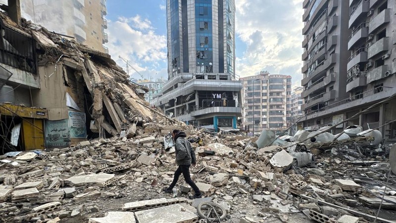 Kerusakan akibat serangan Israel di pinggiran selatan Beirut, Lebanon, Sabtu (7/3/2026). (REUTERS/Stringer))