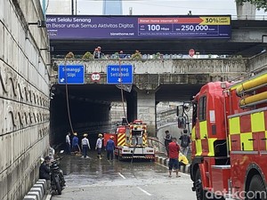 Rute 6V TransJ Ragunan-Senayan Dialihkan Imbas Underpass Mampang Banjir