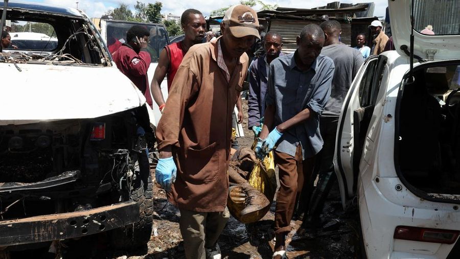 Kondisi pasca banjir bandang akbiat hujan lebat di daerah Grogan, Nairobi, Kenya, Sabtu (7/3/2026).(REUTERS/Monicah Mwangi)