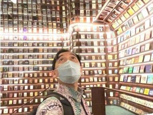 Video: Wah! Ada Perpus Rahasia dan Perosotan di Kamar Hotel Ini