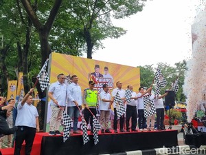 Andre Rosiade Lepas 100 Bus Pemudik Pulang Basamo 2026 Gelombang I
