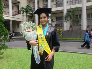 Kisah Aira Jadi Lulusan D4 Tercepat di UGM, Sebelum Wisuda Sudah Dapat Kerja