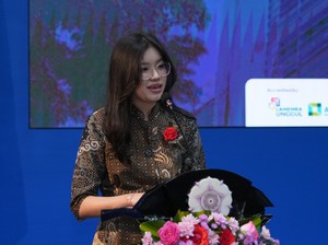 Cerita Cynthia, Lulusan SMK Jadi Wisudawan Cumlaude di UGM