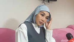 Cerita Dewi Gita tentang Pertemuan Terakhir dengan Vidi Aldiano 