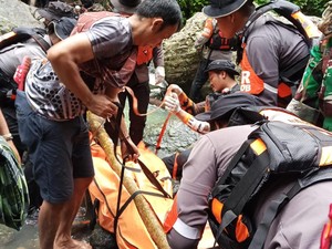 Polisi di Pinrang Tewas Terbawa Arus Sungai Kalijodoh yang Meluap