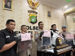 Polisi Tangkap Ibu Pembuang Bayi Dalam Tong Sampah yang Viral di Bekasi