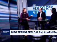 Video: Rupiah & IHSG Terkoreksi Dalam, Alarm Pasar Modal RI Menyala?