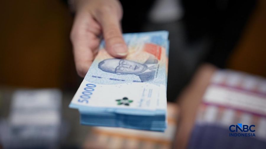 Ilustrasi Tunjangan Hari Raya. (CNBC Indonesia/Tias Budiarto)
