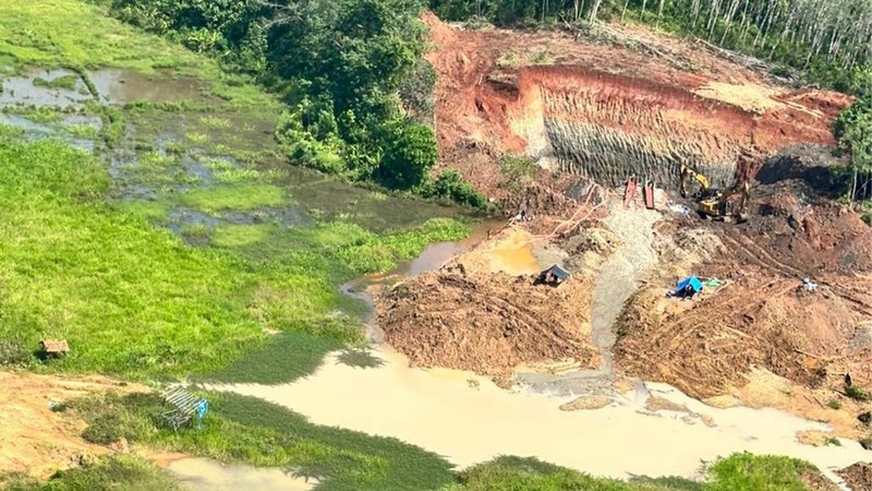 Polda Lampung melalui Direktorat Reserse Kriminal Khusus (Ditreskrimsus) berhasil membongkar praktik Penambangan Emas Tanpa Izin (PETI) atau illegal mining yang beroperasi di wilayah Kabupaten Way Kanan, Lampung. (Dok. Polda Lampung)