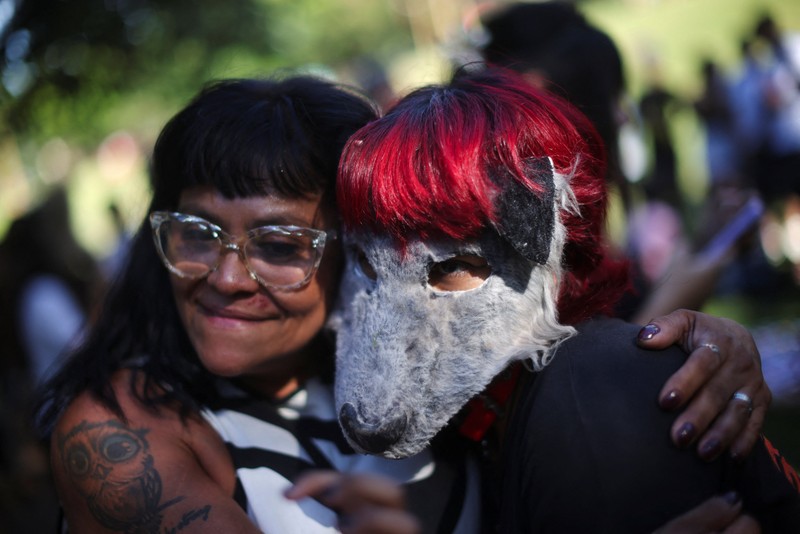 Remaja yang mengidentifikasi diri sebagai