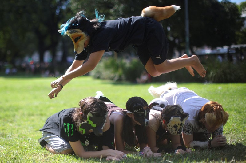 Remaja yang mengidentifikasi diri sebagai