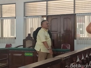 Banding Ditolak, Hukuman Togar Situmorang Jadi 3 Tahun Bui